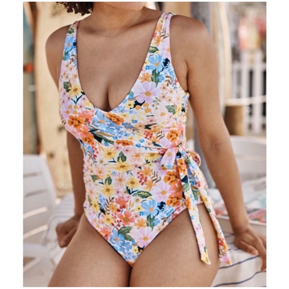 A14 Summersalt The Perfect Wrap One-Piece Swimsuit Floral Multicolor Size 16